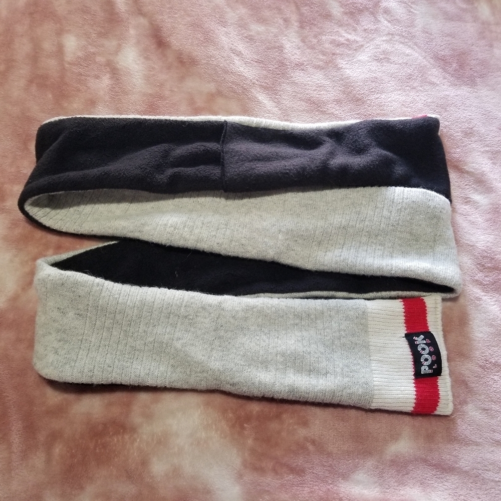 Pook Loop Wool Blend Gray Winter Scarf With Built In Hand Pockets
